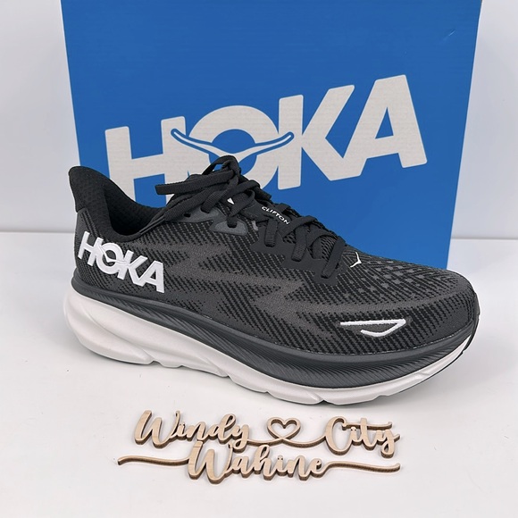 NIB HOKA Clifton 9- Sz 9.5B/Black - Picture 1 of 8